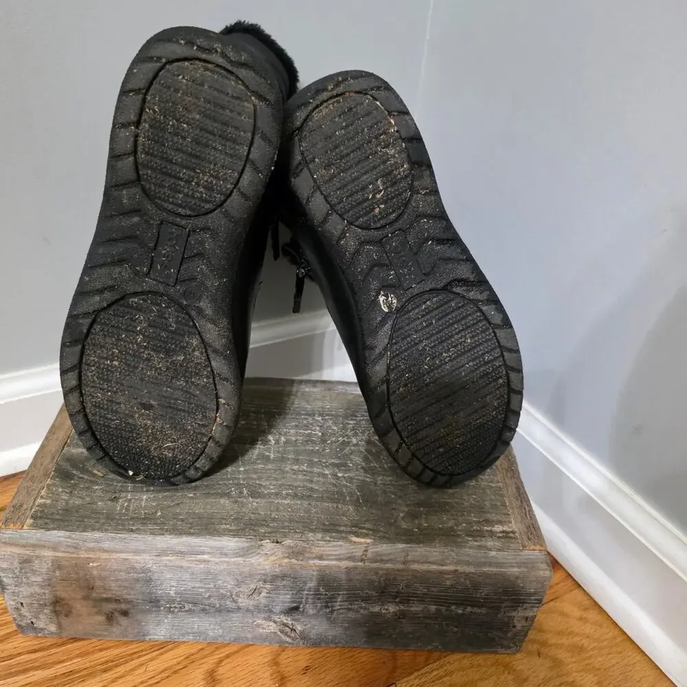 Totes Cozy Black Quilted Insulated Snow Winter Boots Faux Fur Lined WMS 7W